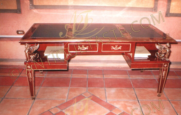 Empire Neoclassical 18th Century Louis XVI period style ormolu-mounted veneer inlaid Partner Bureau Plat on the manner of Master Ébéniste Pierre Garnier